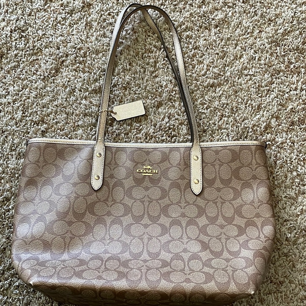 Coach Tote